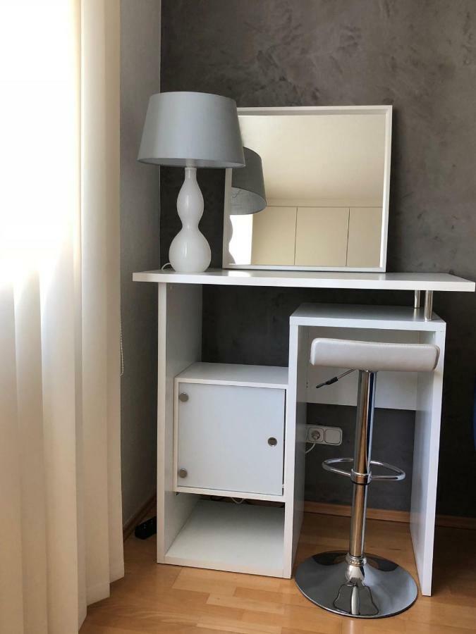 Moderne Direkt In *